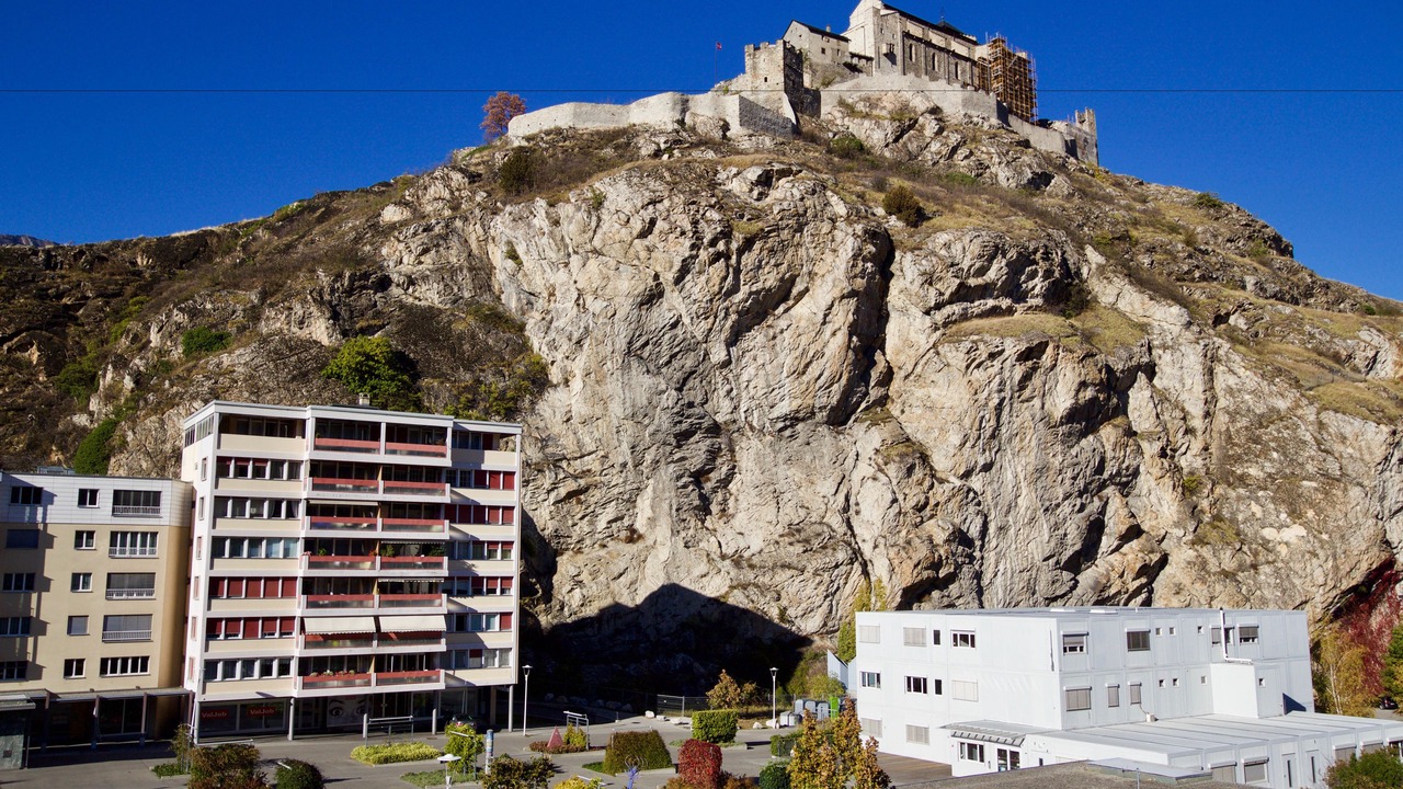 Photo of Others in Sion