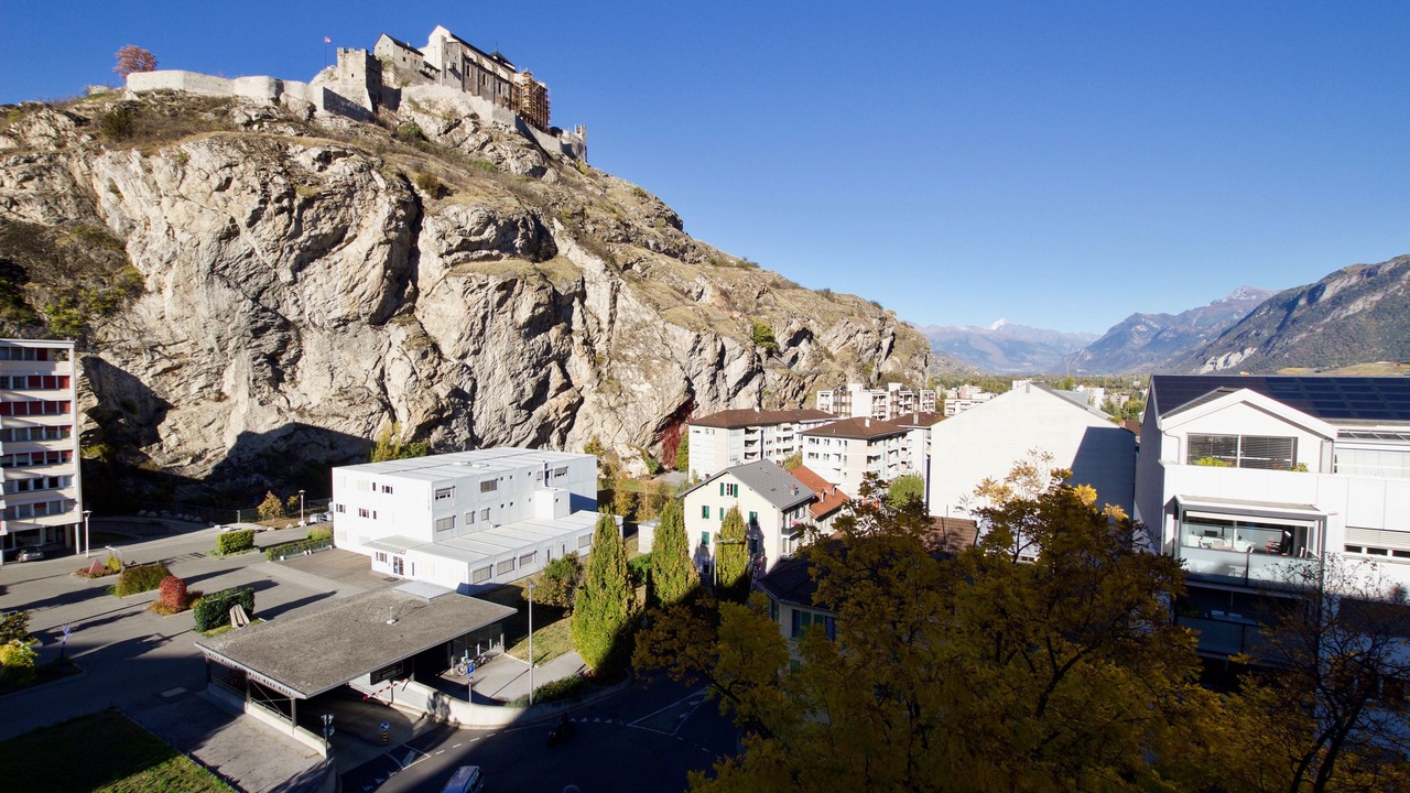 Photo of Others in Sion