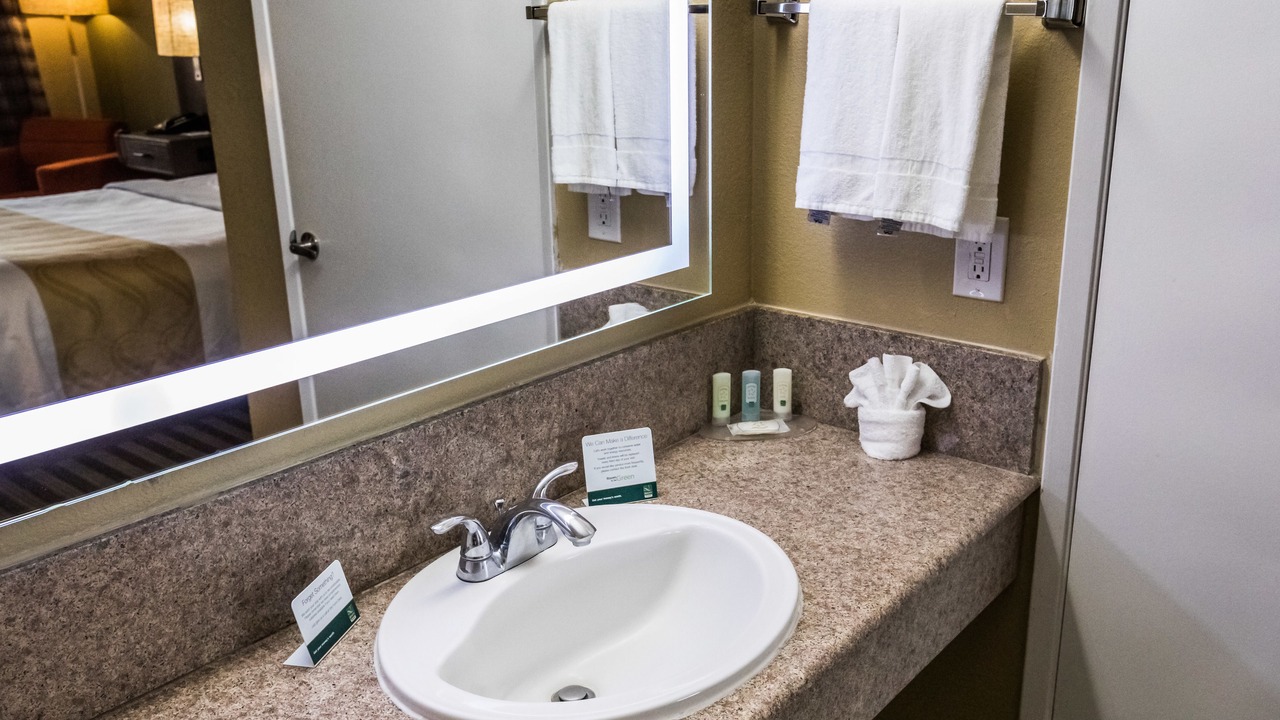 Photo of Bathroom in Salinas