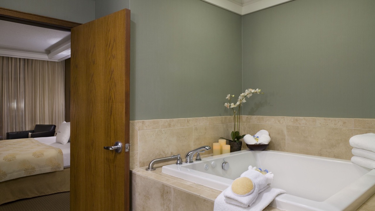 Photo of Bathroom in Lloyd District