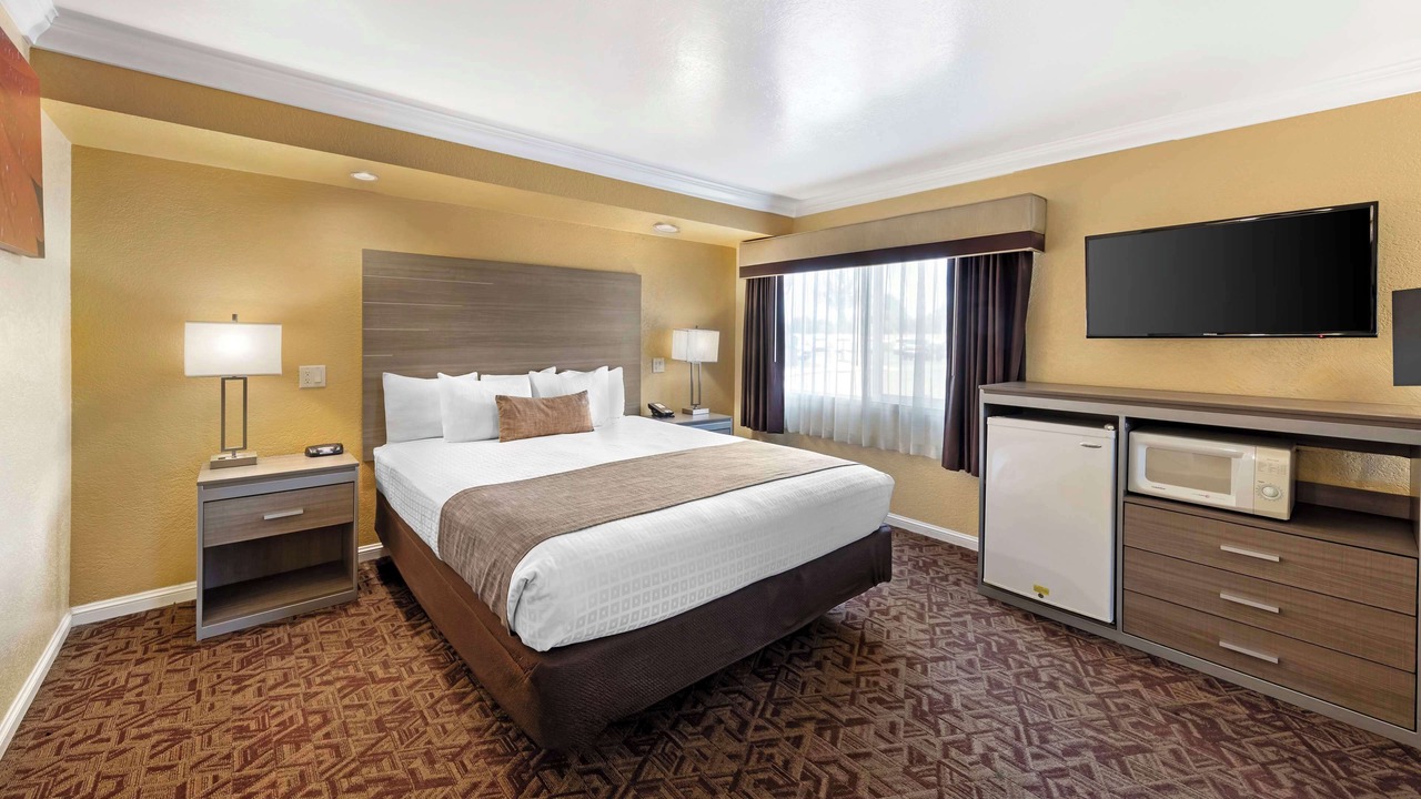Photo of Bedroom in Hanford