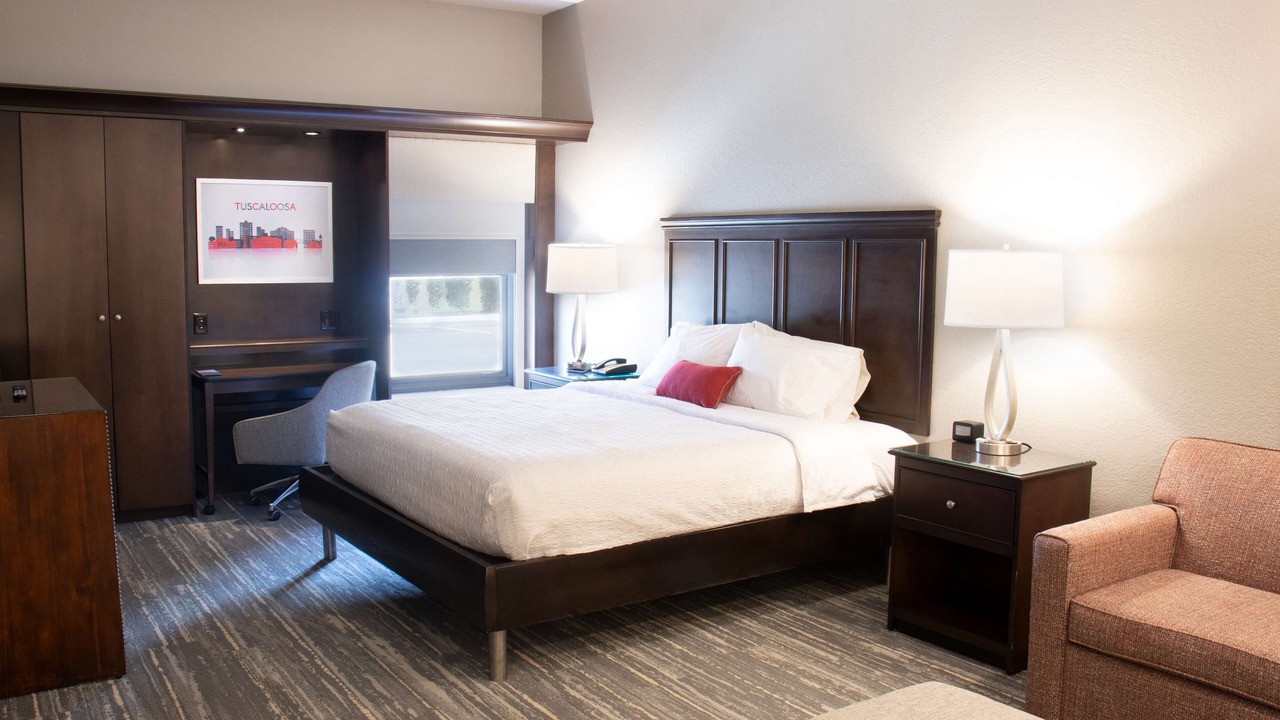 Photo of Bedroom in Tuscaloosa