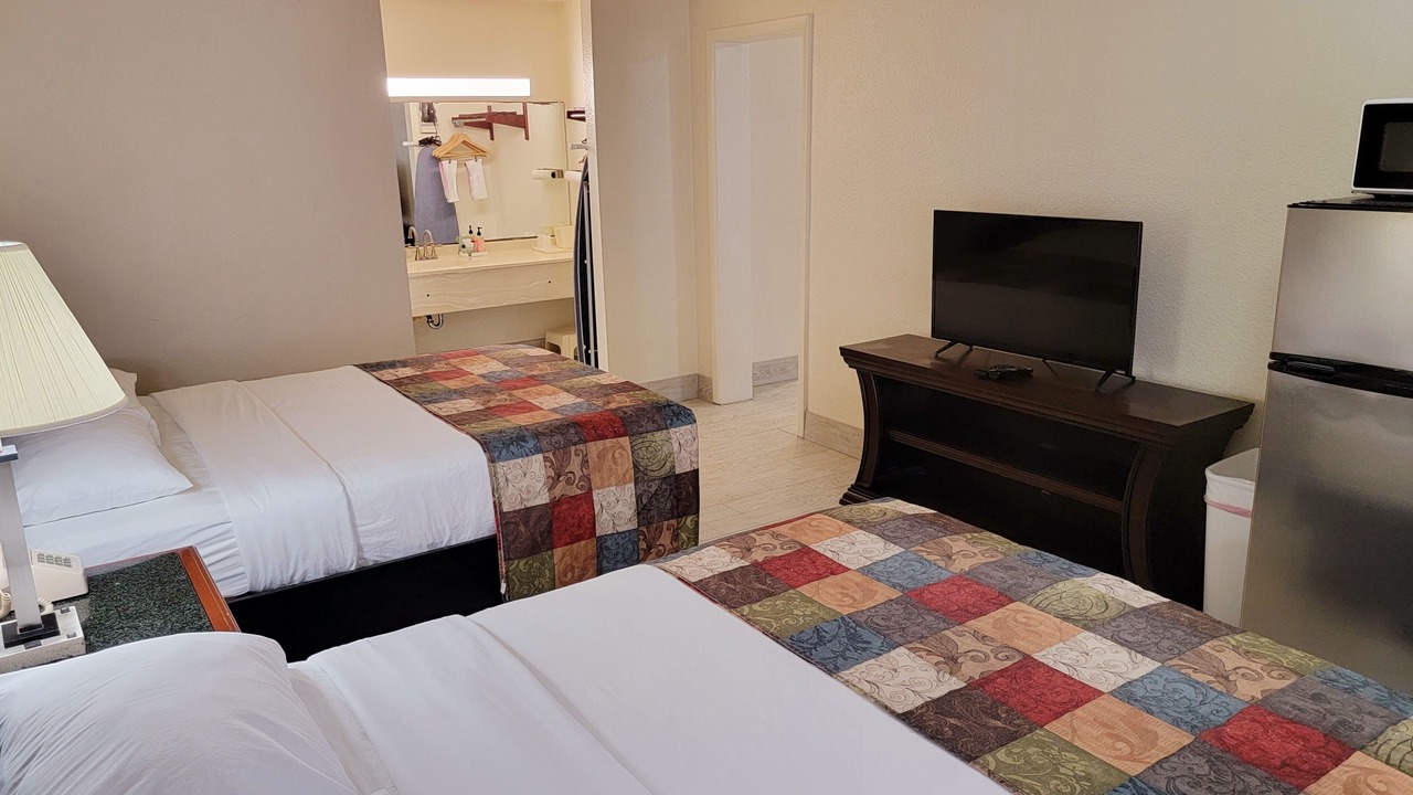 Photo of Bedroom in Palmetto Dunes