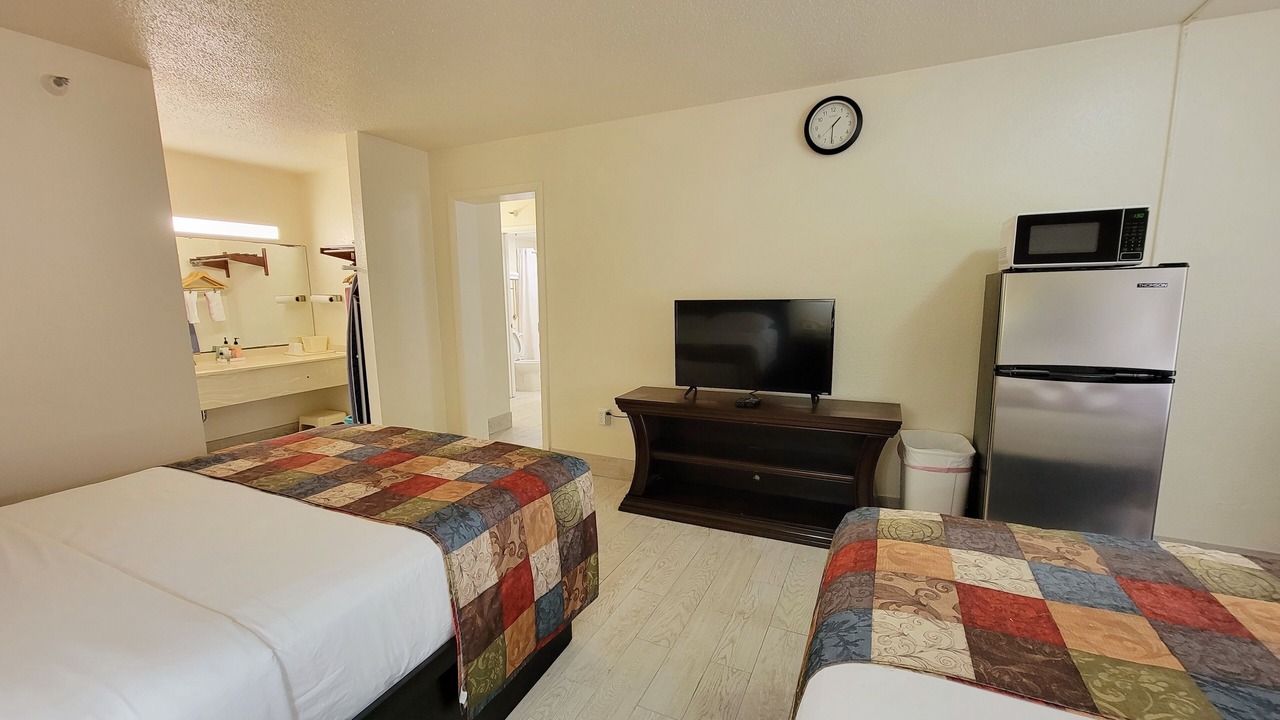 Photo of Bedroom in Palmetto Dunes