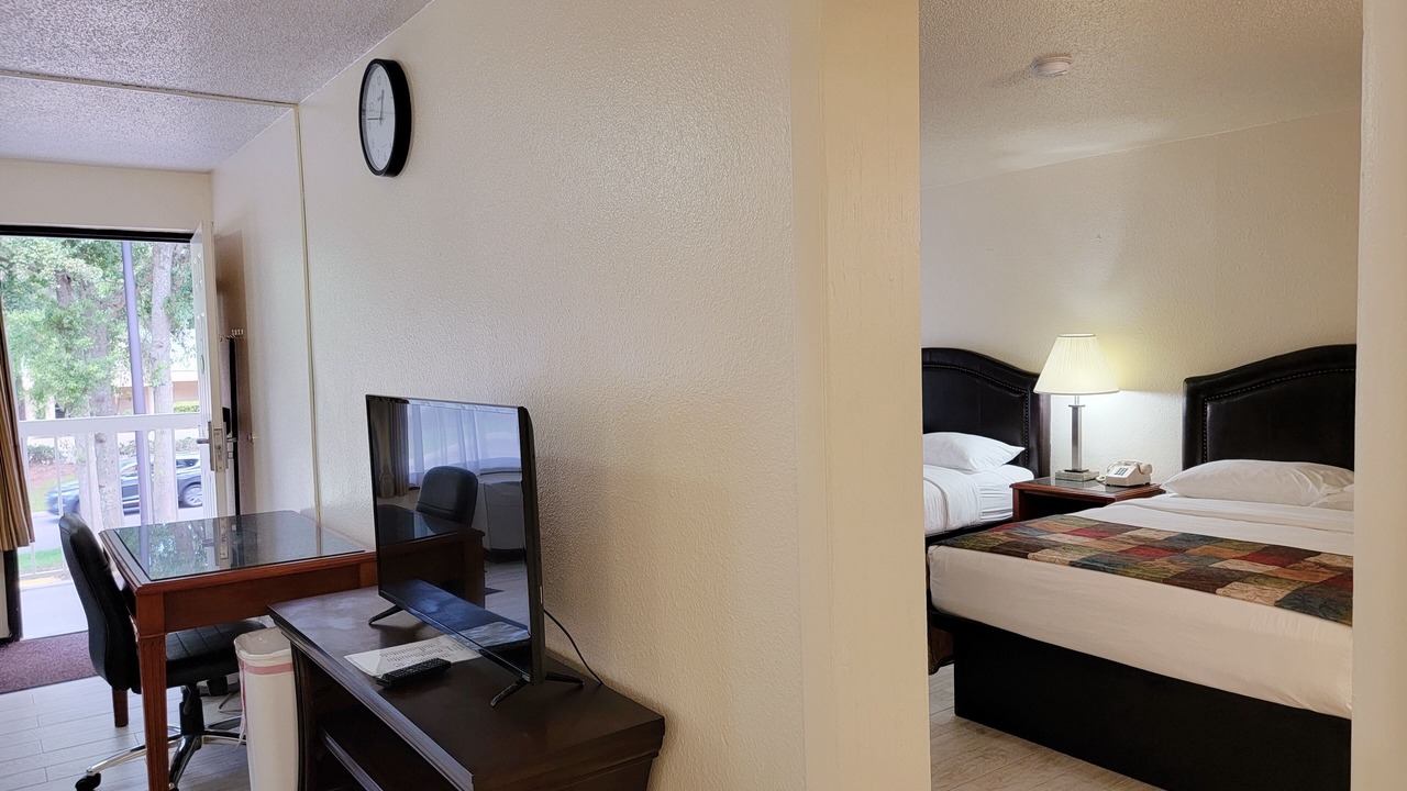 Photo of Bedroom in Palmetto Dunes