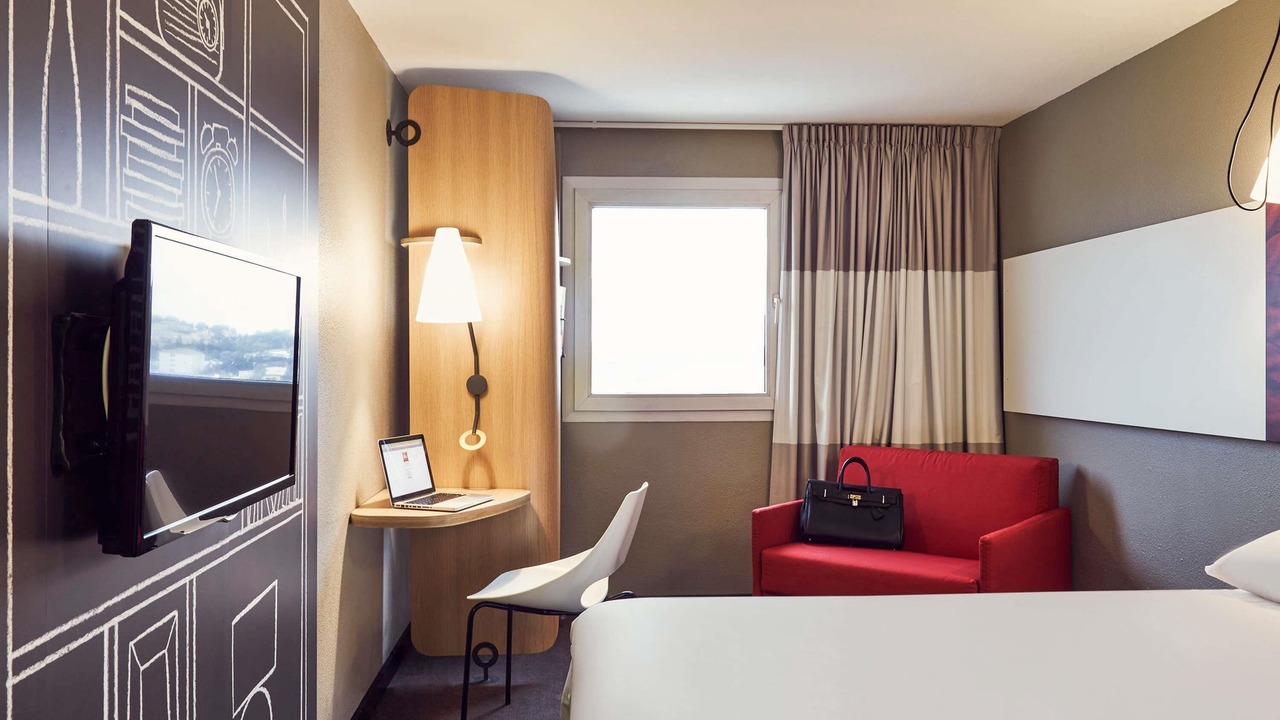 Photo of Bedroom in La Valette-du-Var