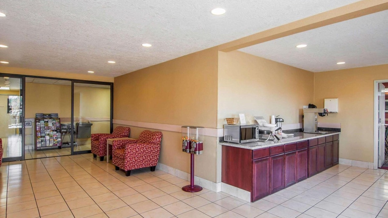 Photo of Others in Sublimity