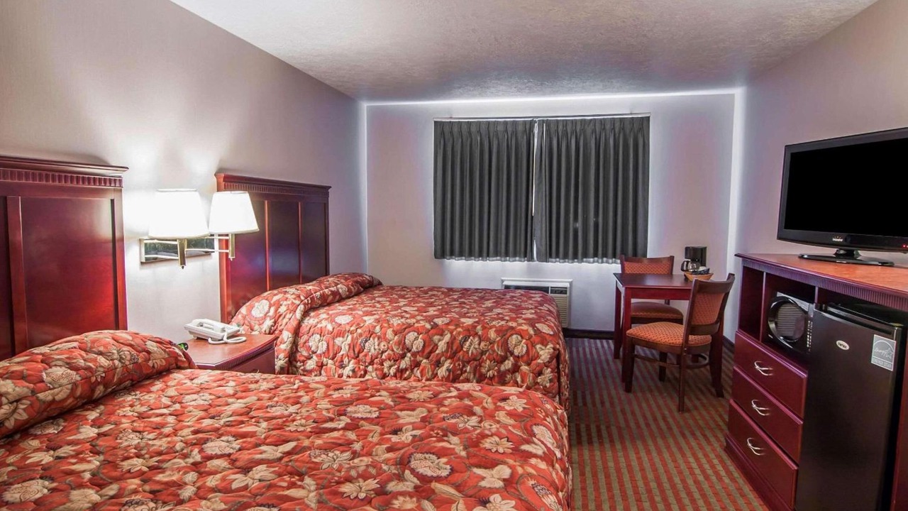 Photo of Others in Sublimity