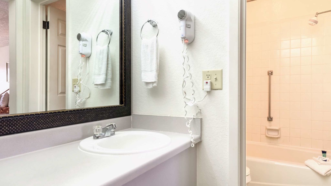 Photo of Bathroom in Paris