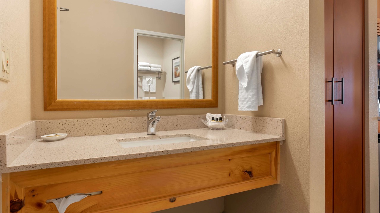 Photo of Others in Altamont