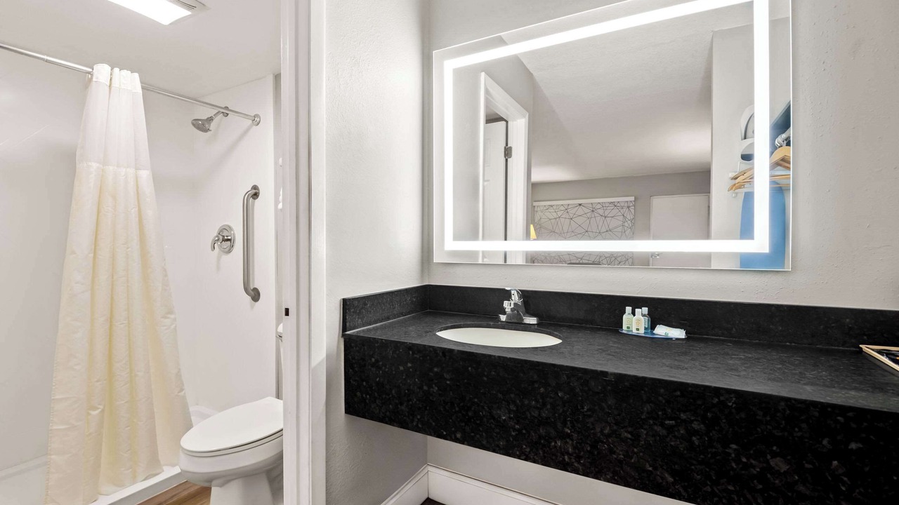 Photo of Bedroom in Orange City