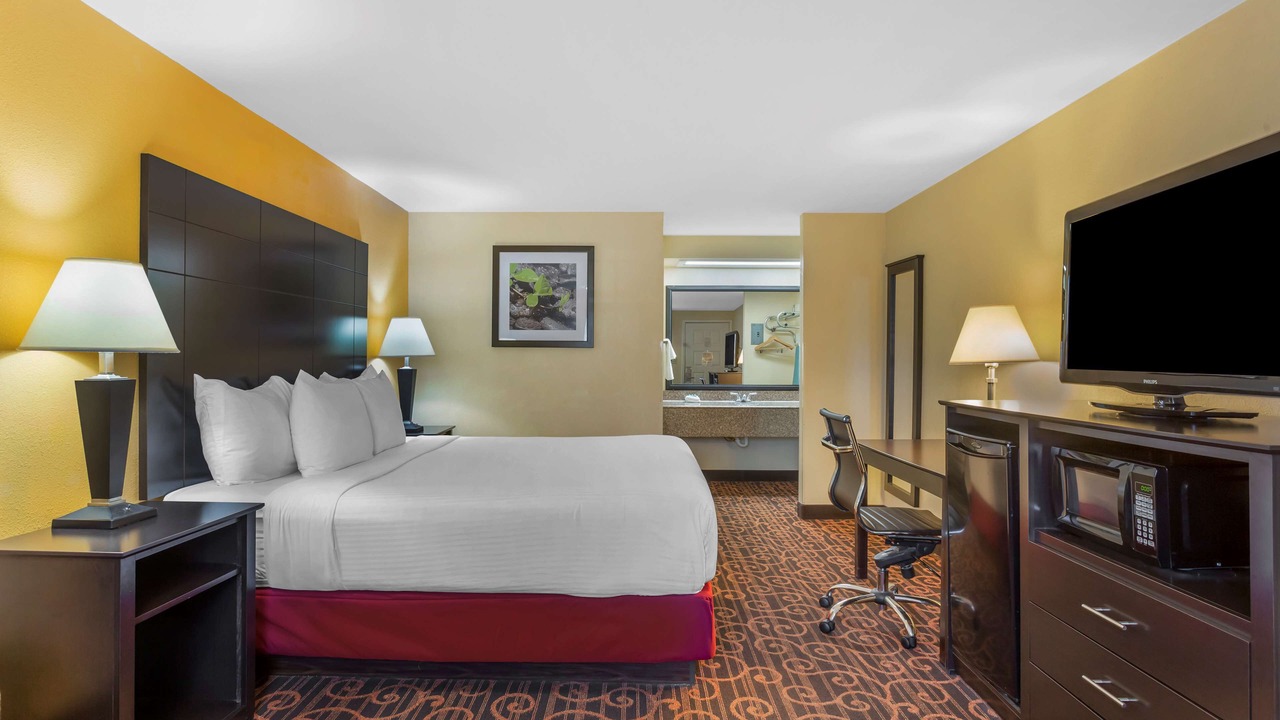Photo of Bedroom in Benton
