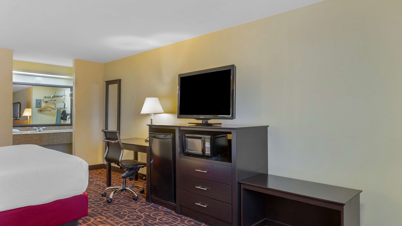 Photo of Bedroom in Benton