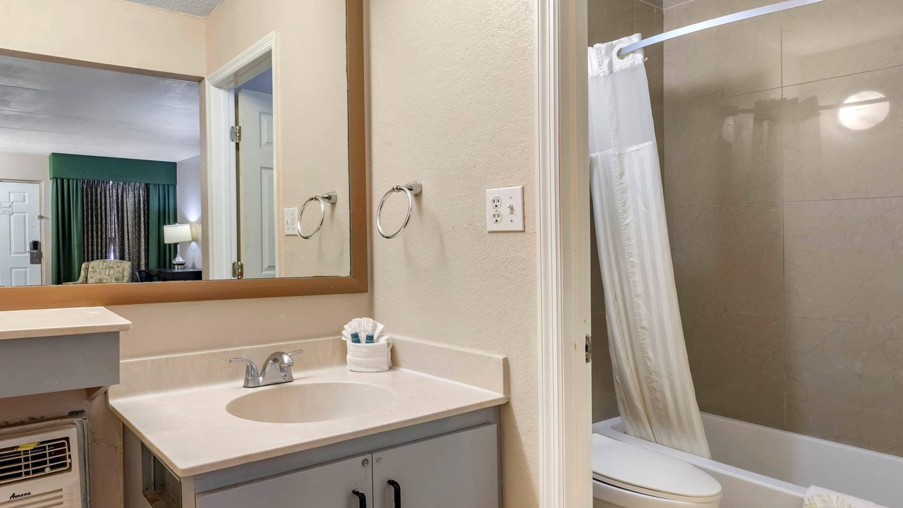 Photo of Bedroom in Clearwater