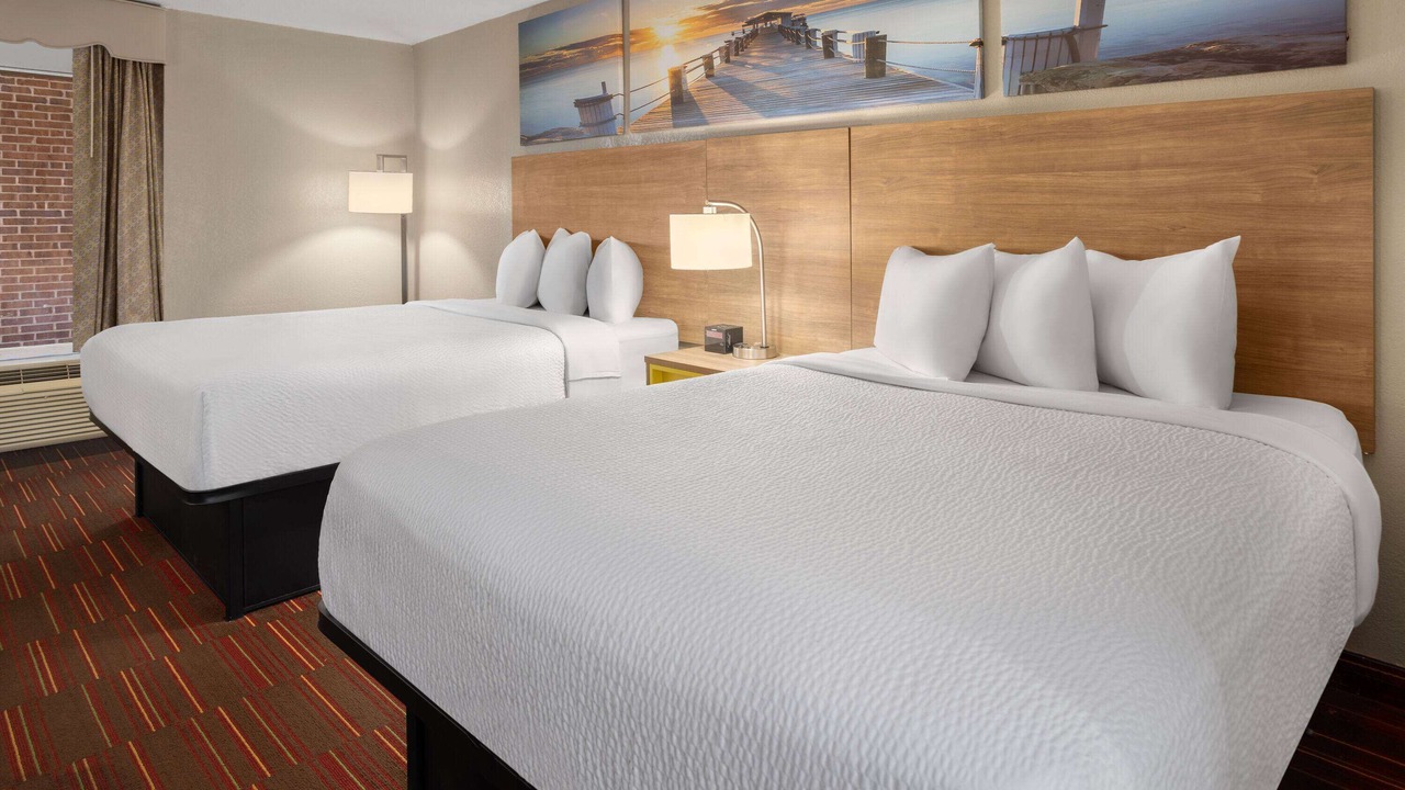 Photo of Bedroom in Forsyth