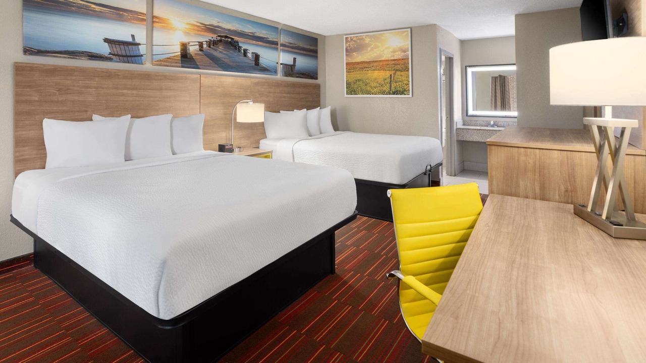 Photo of Bedroom in Forsyth