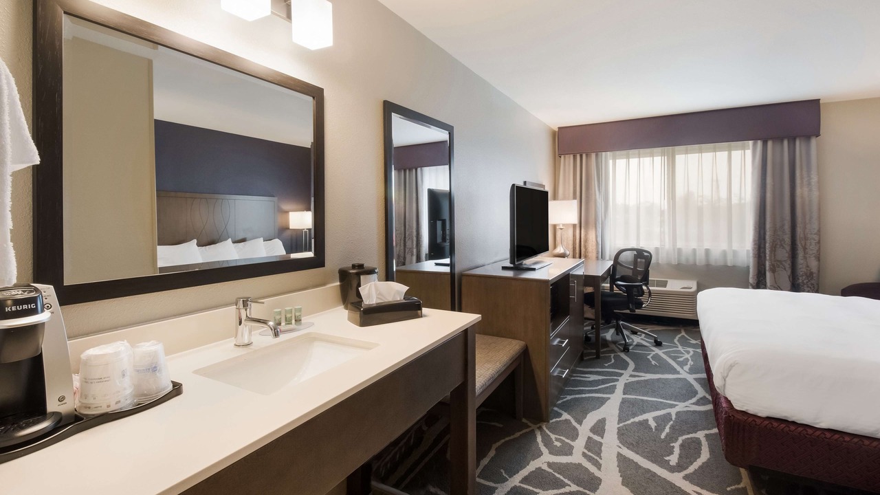 Photo of Livingroom in McMinnville