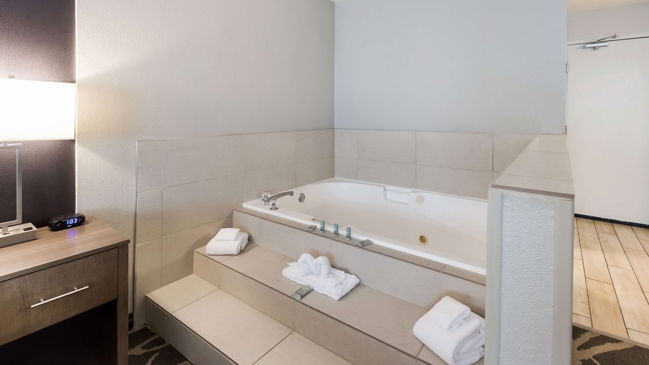 Photo of Others in McMinnville