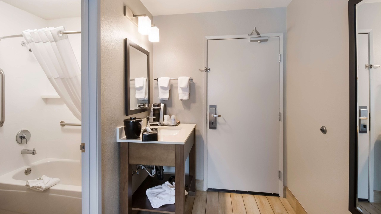 Photo of Others in McMinnville