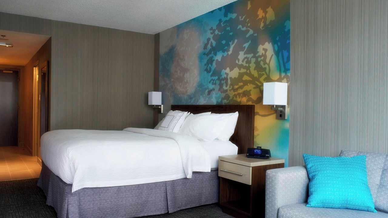 Photo of Bedroom in Church and Wellesley