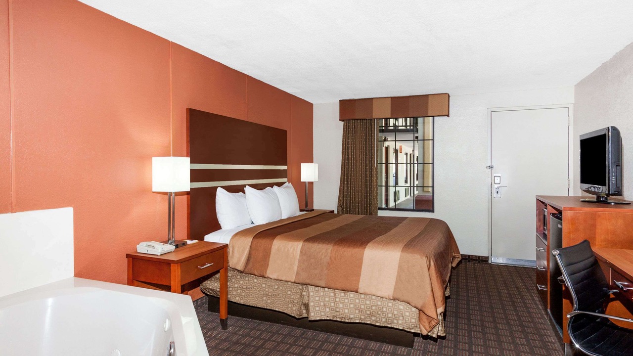 Photo of Bedroom in Dalton