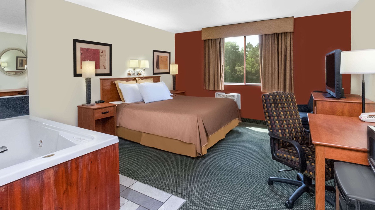 Photo of Bedroom in Jackson