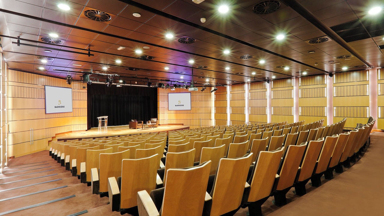 Photo of Others in Enghien-les-Bains