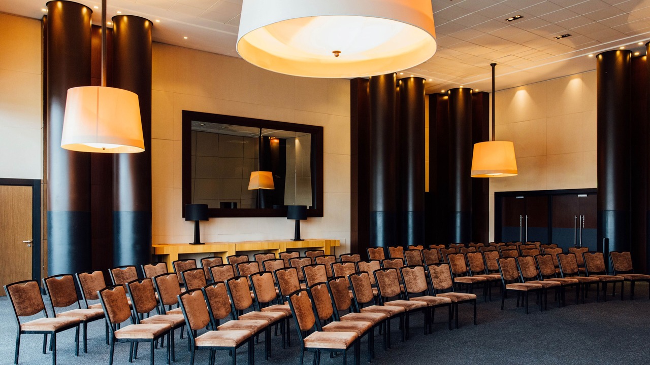 Photo of Others in Enghien-les-Bains