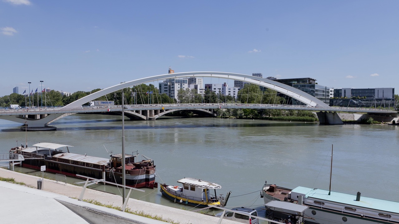 Photo of Outdoor in Yves Farge - Le Fleuve