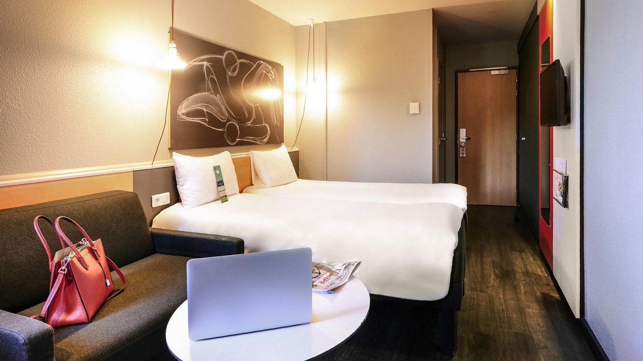 Photo of Bedroom in Yves Farge - Le Fleuve