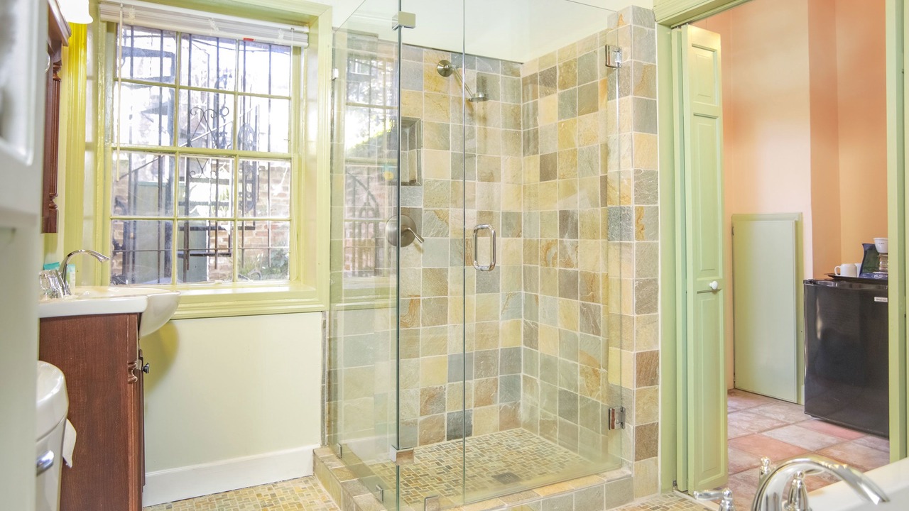 Photo of Bedroom in Historic District - North