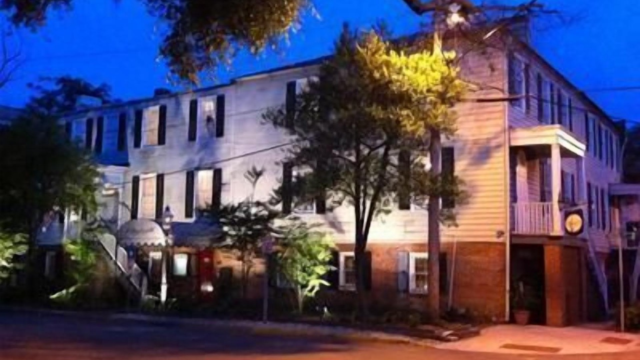 Photo of Outdoor in Historic District - North