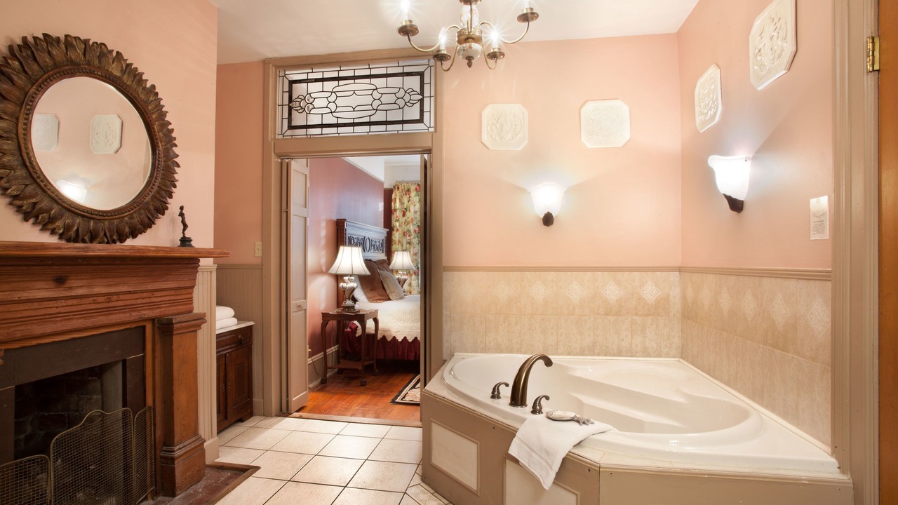 Photo of Bathroom in Historic District - North