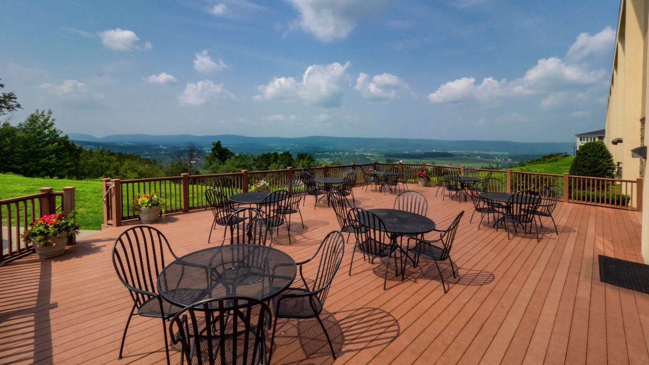 Photo of Patio Balcony in Sybertsville