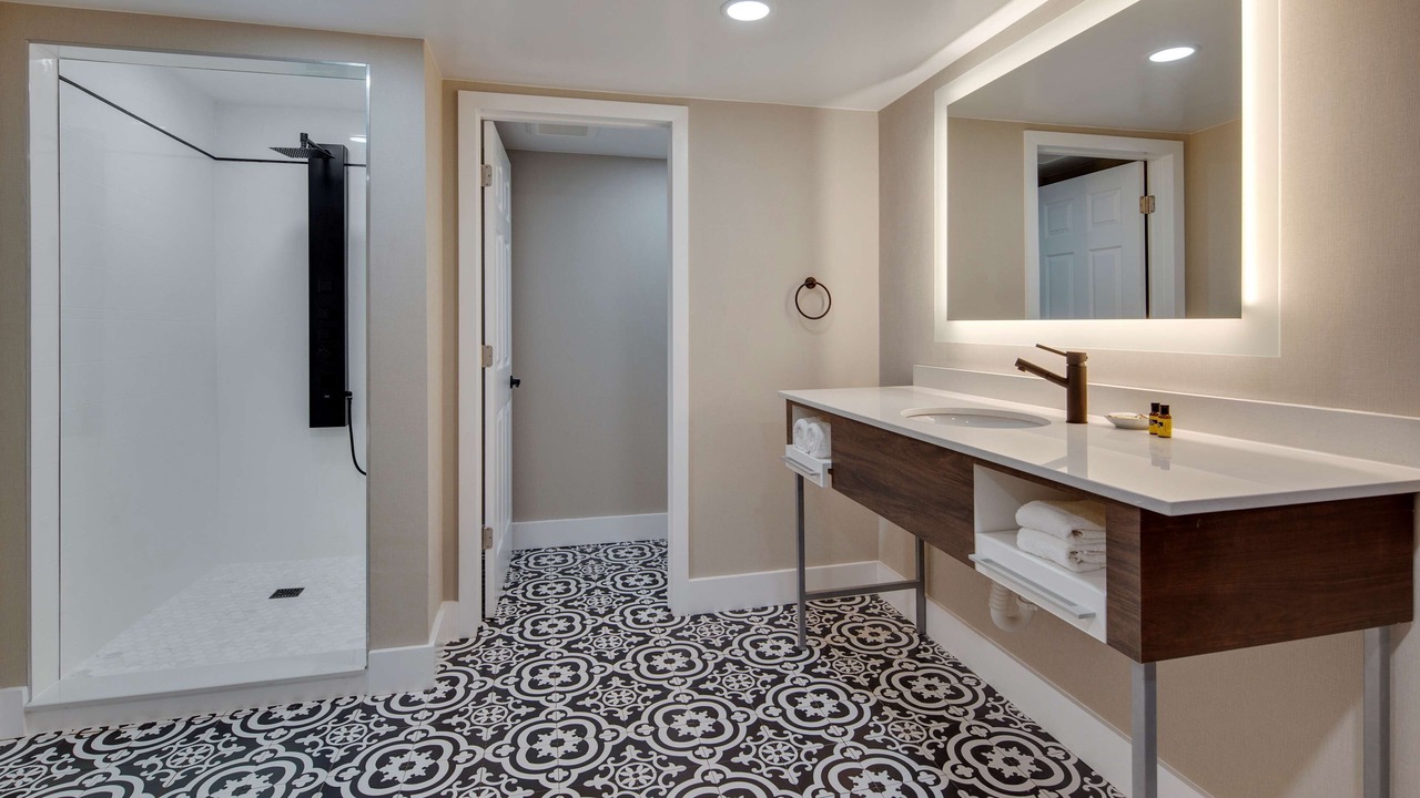 Photo of Bathroom in New Providence