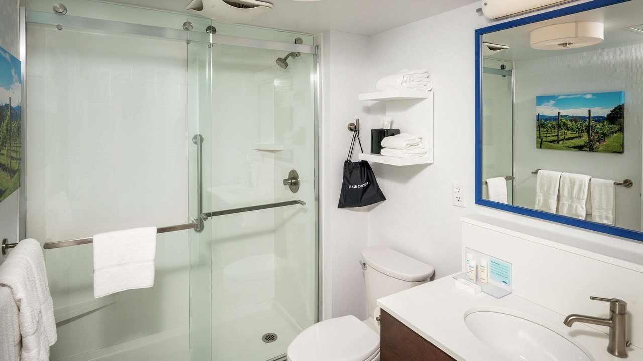 Photo of Bathroom in Commack