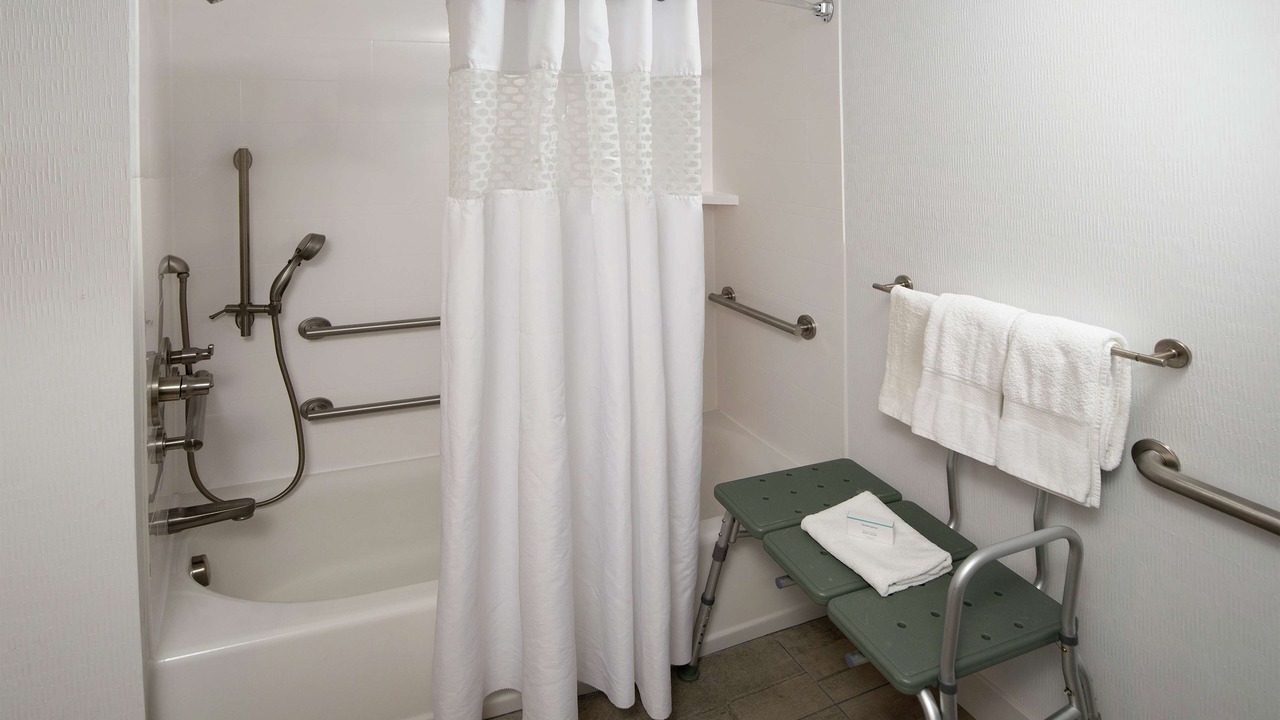 Photo of Bathroom in Commack