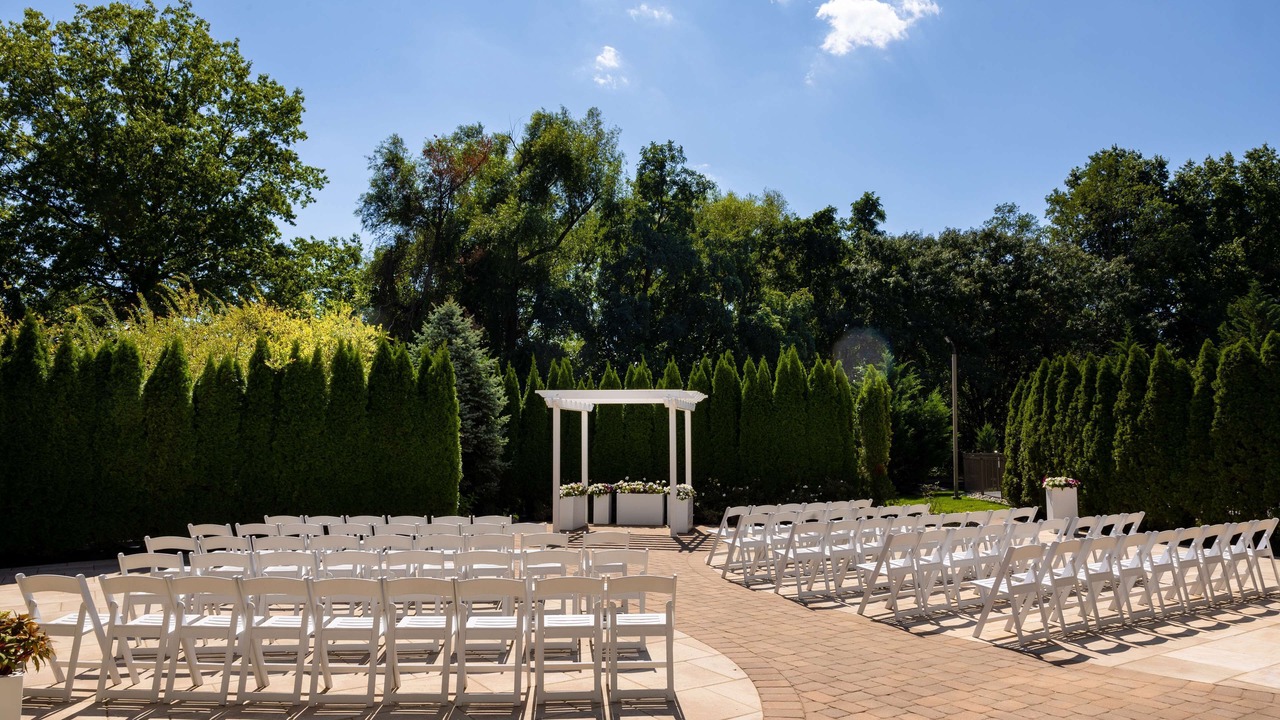 Photo of Patio Balcony in Tinton Falls