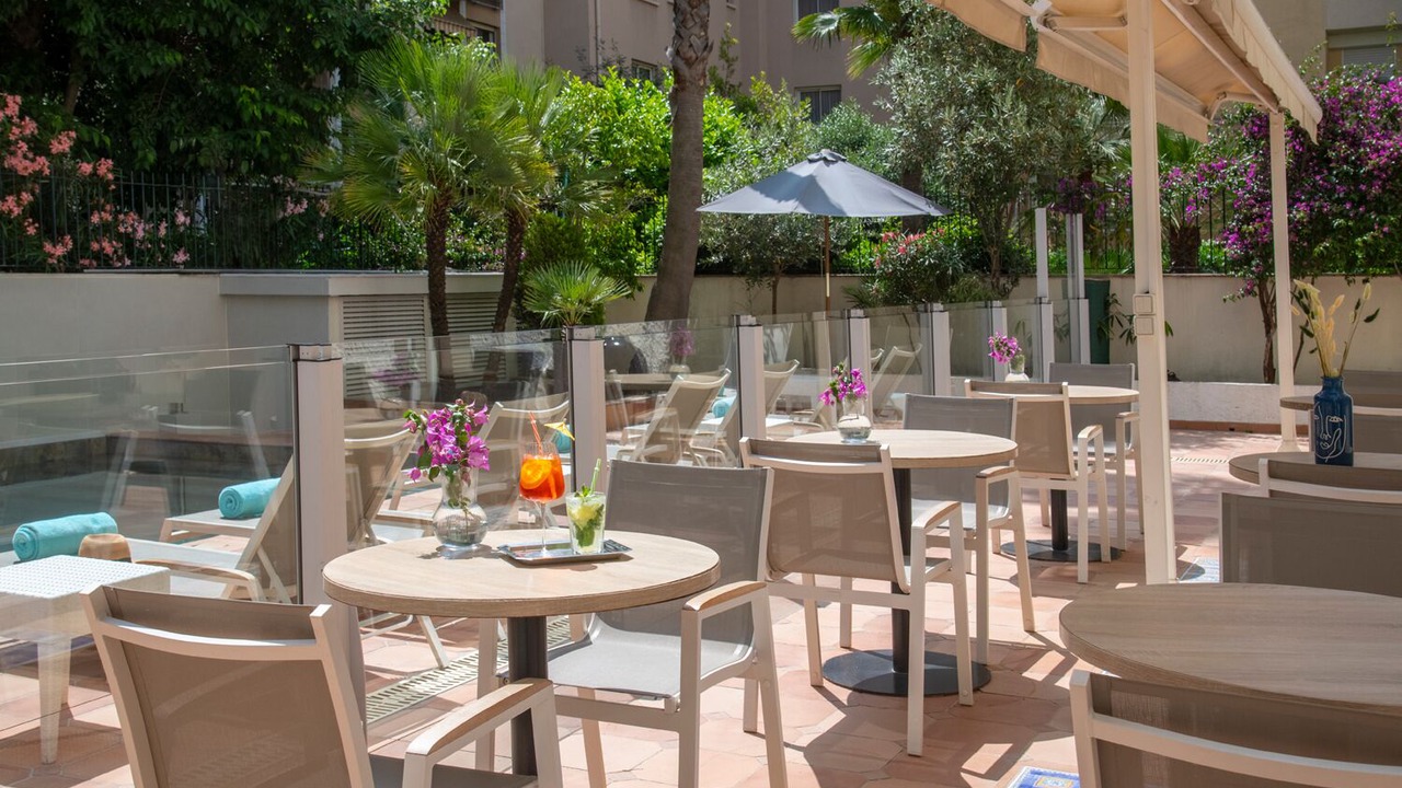 Photo of Outdoor in Carnot