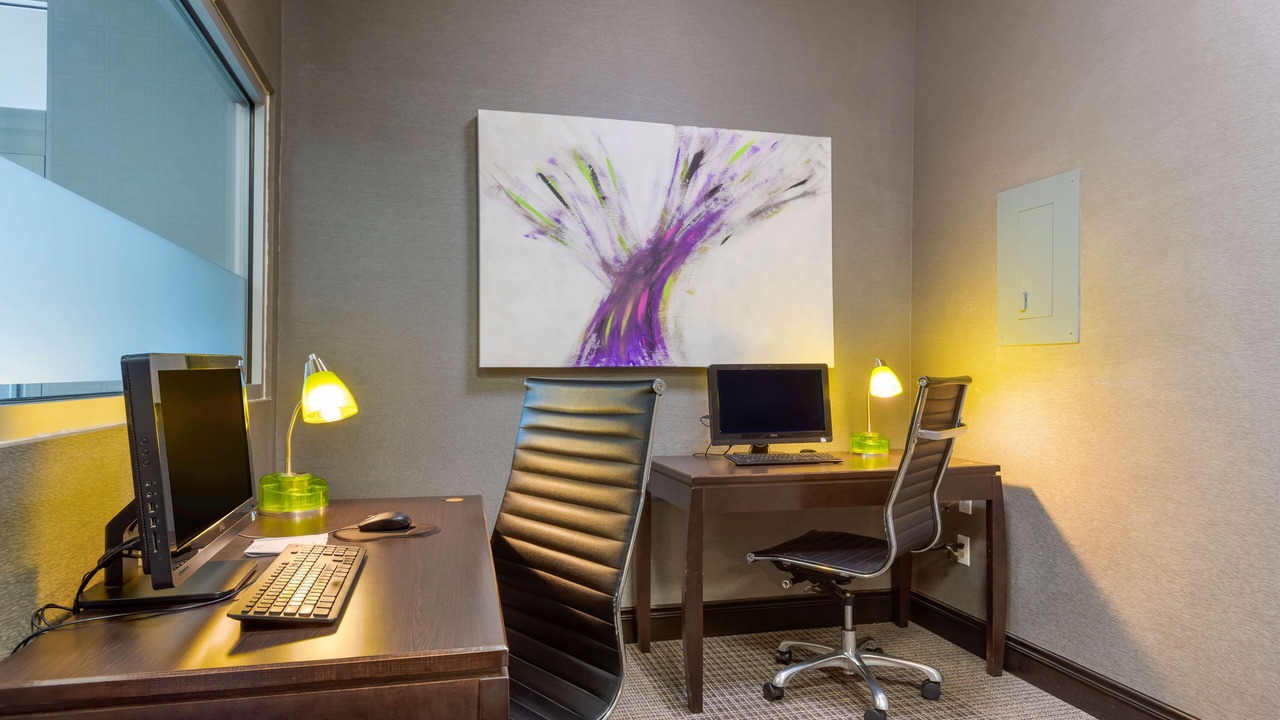 Photo of Others in Banff Trail