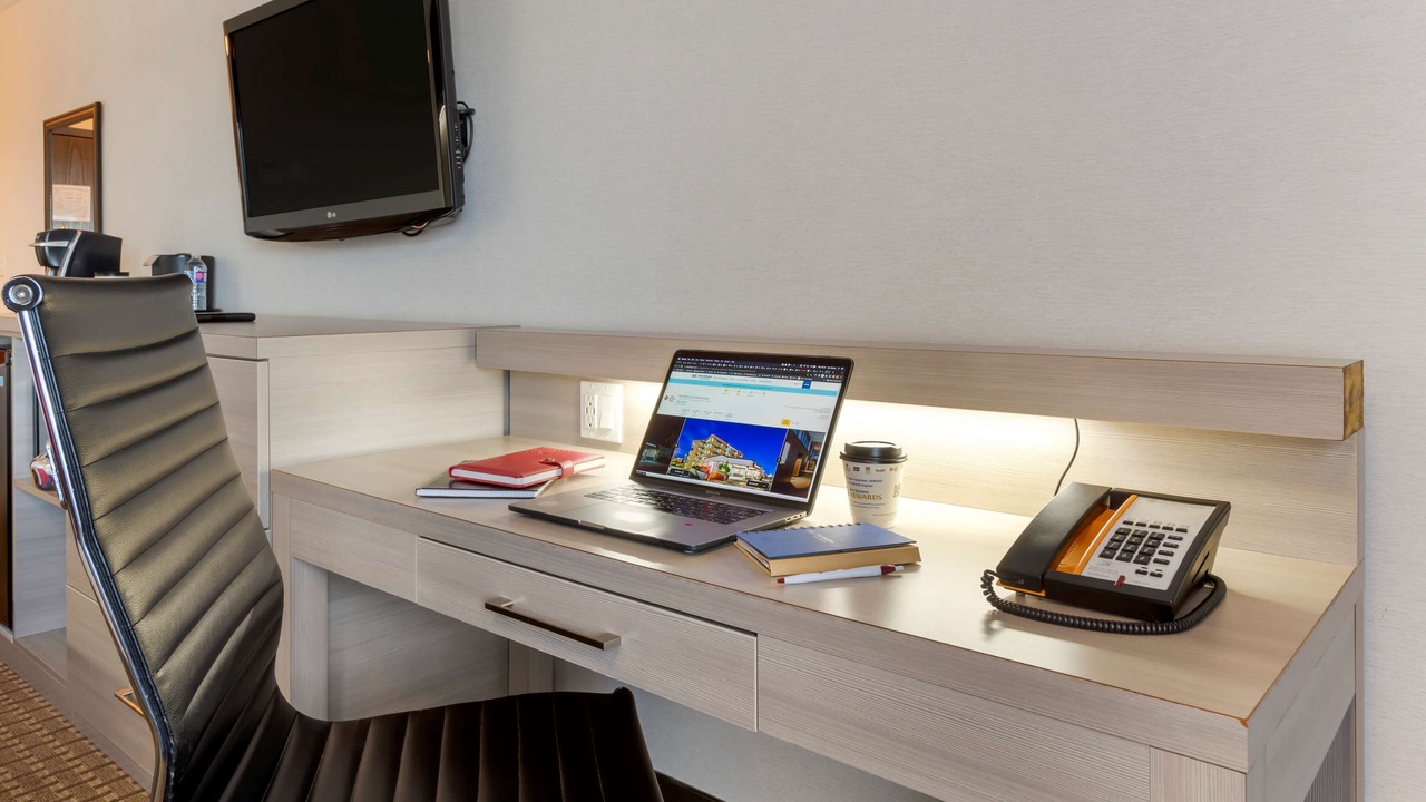 Photo of Bedroom in Banff Trail