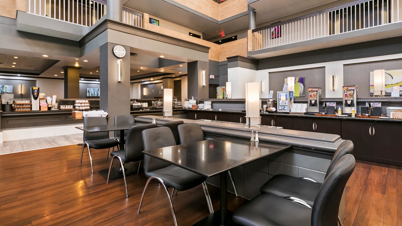 Photo of Others in Banff Trail