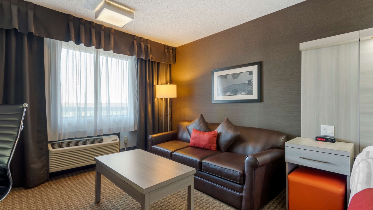 Photo of Others in Banff Trail