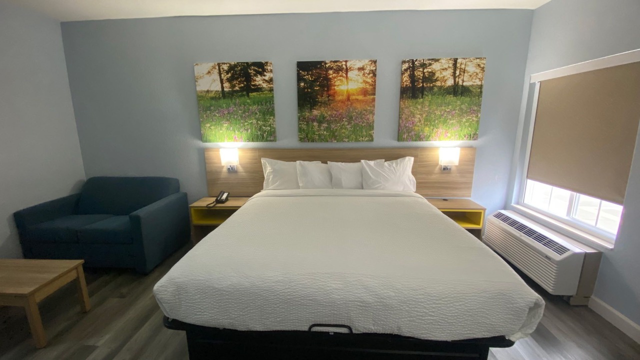 Photo of Bedroom in Dodge City