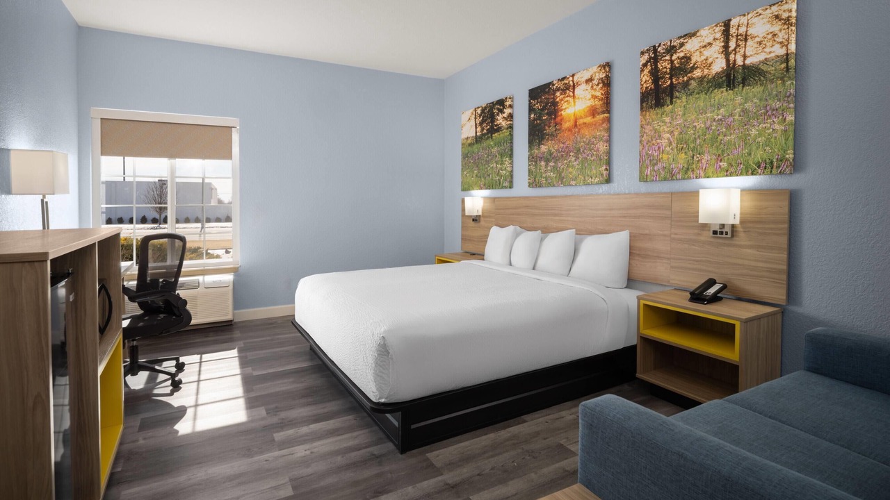 Photo of Bedroom in Dodge City