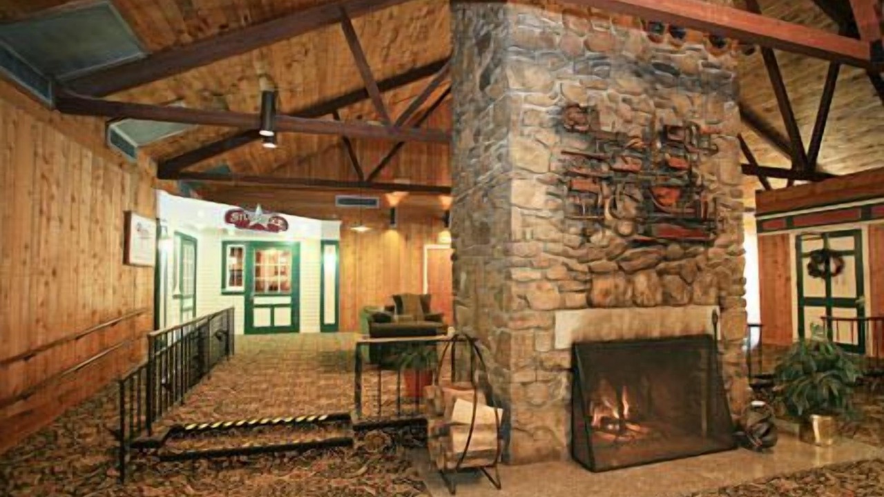 Photo of Livingroom in Sturbridge