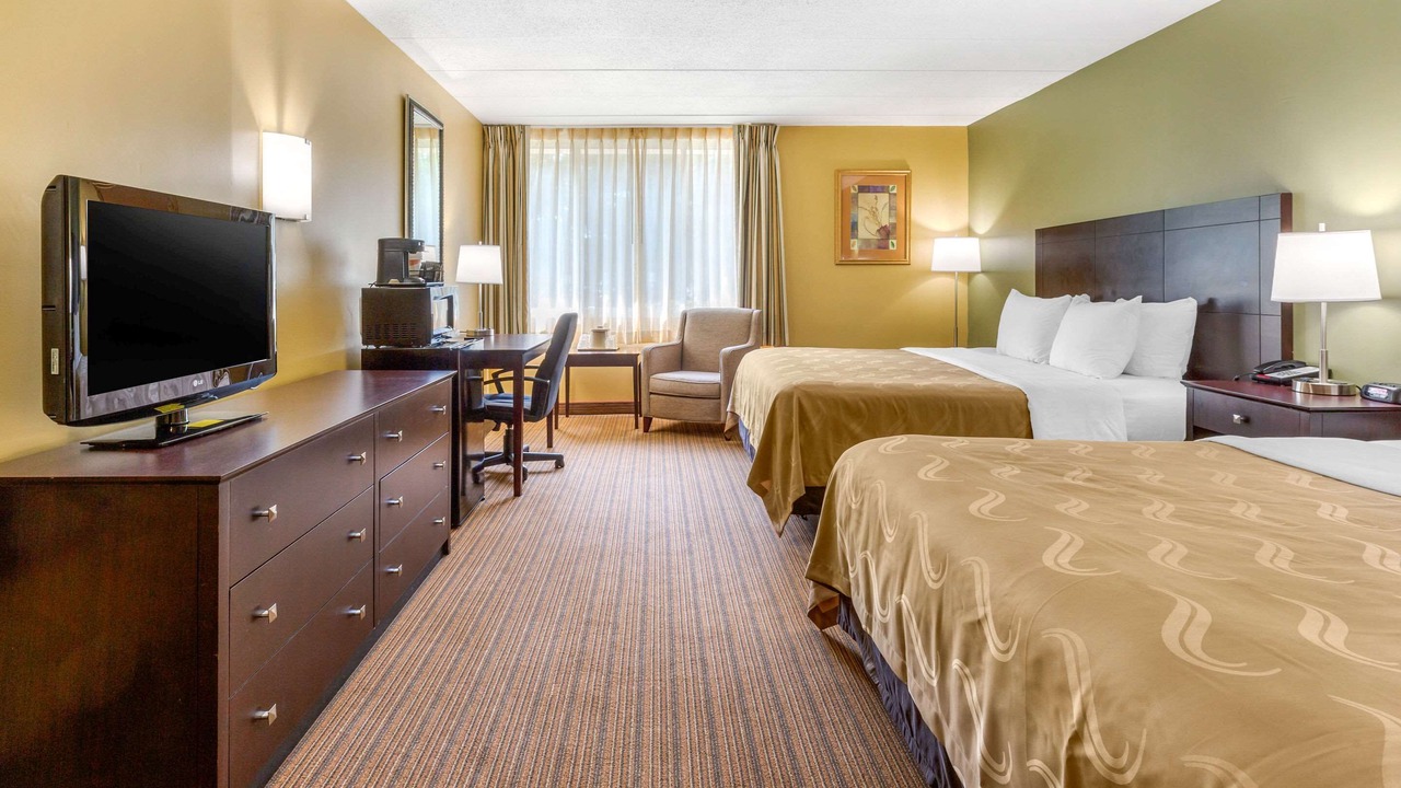 Photo of Bedroom in Old Saybrook