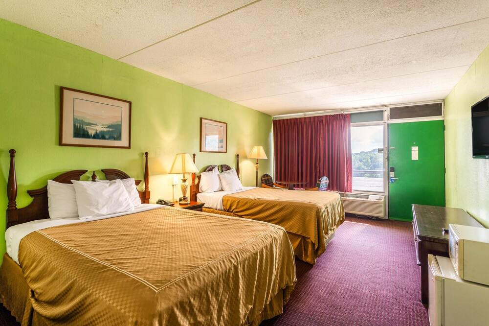Photo of Bedroom in Mount Vernon