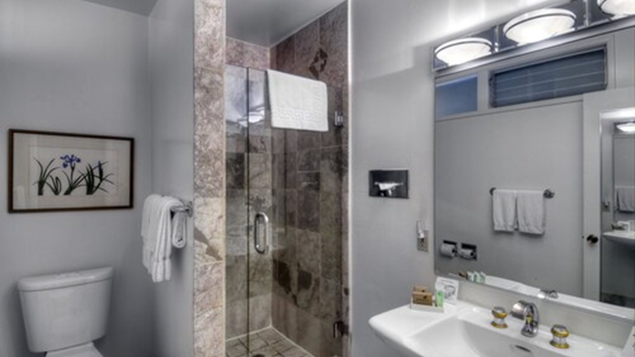 Photo of Bathroom in Palo Alto
