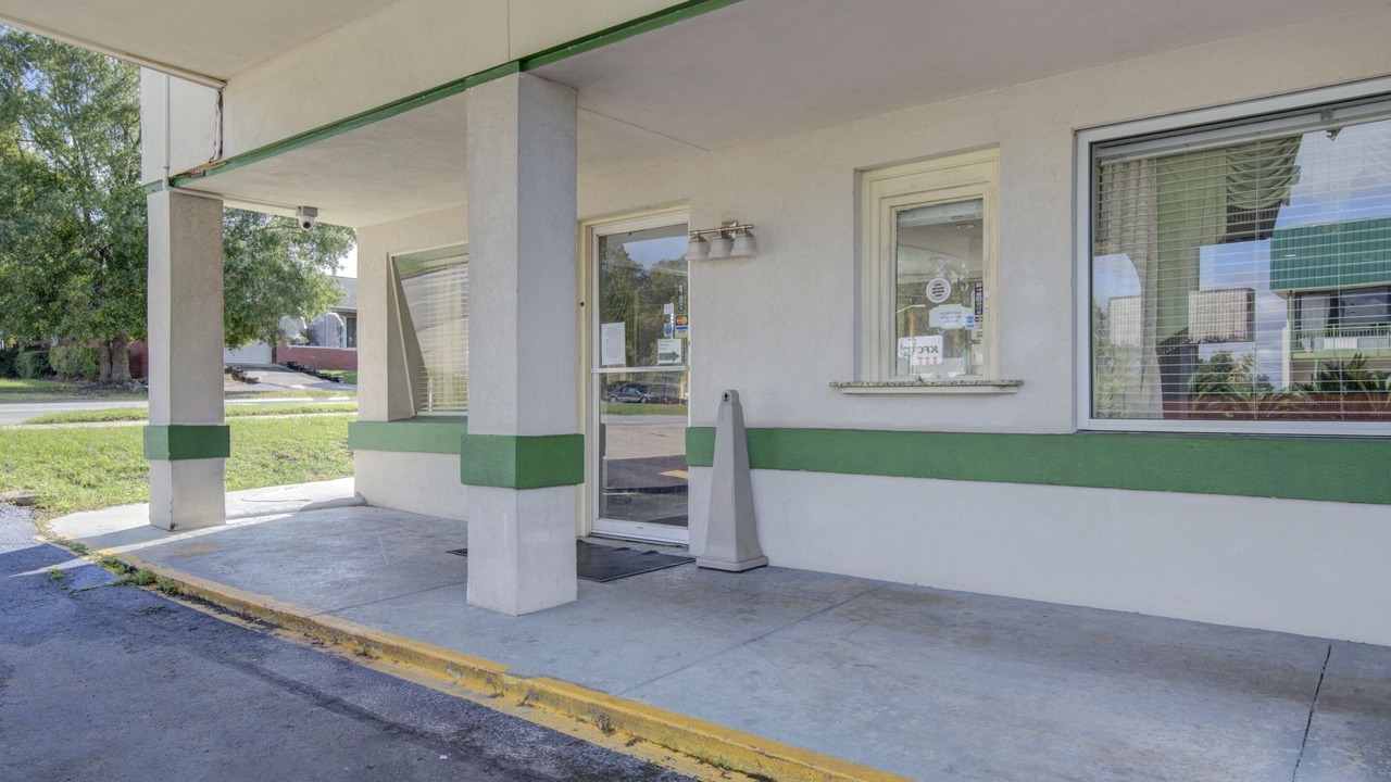 Photo of Outdoor in Douglas